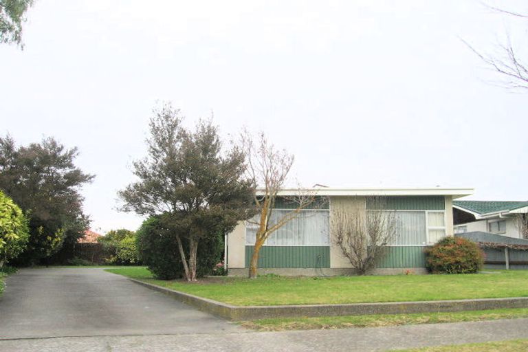 Photo of property in 8 Upham Crescent, Taradale, Napier, 4112