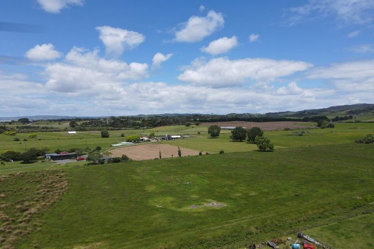 Photo of property in 1337 East Coast Road, Whakatiwai, Pokeno, 2473