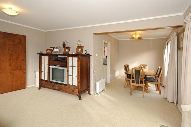 Photo of property in 35 Old Coach Road, Johnsonville, Wellington, 6037