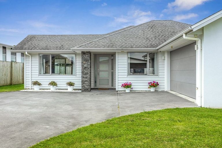 Photo of property in 6 Hehan Close, Cambridge, 3434