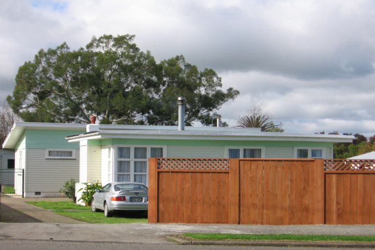 Photo of property in 42 Raglan Street, Lansdowne, Masterton, 5810