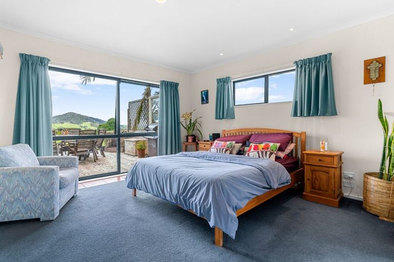 Photo of property in 91 Whaka Street, Maungaturoto, 0520