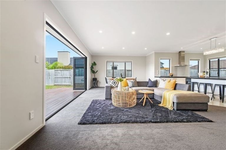 Photo of property in 8 Platina Place, Flagstaff, Hamilton, 3210