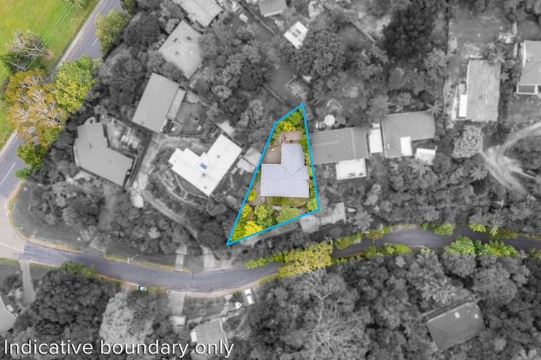 Photo of property in 5 Winchester Avenue, Pinehaven, Upper Hutt, 5019