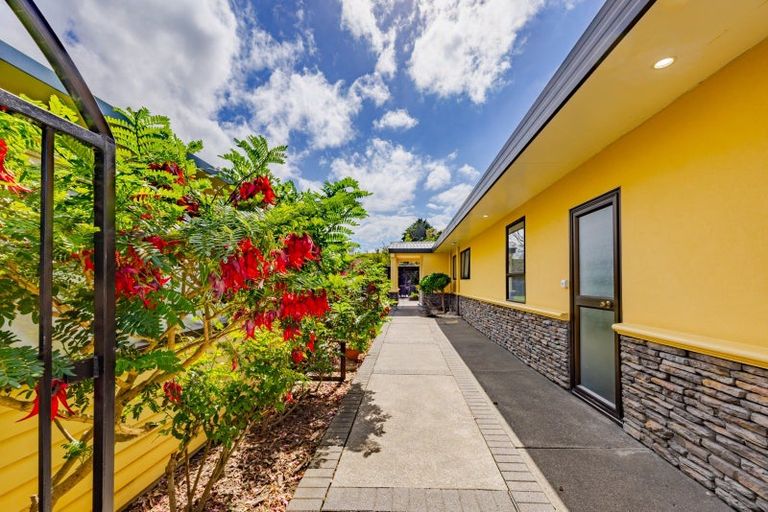 Photo of property in 205 Poraiti Road, Poraiti, Napier, 4182