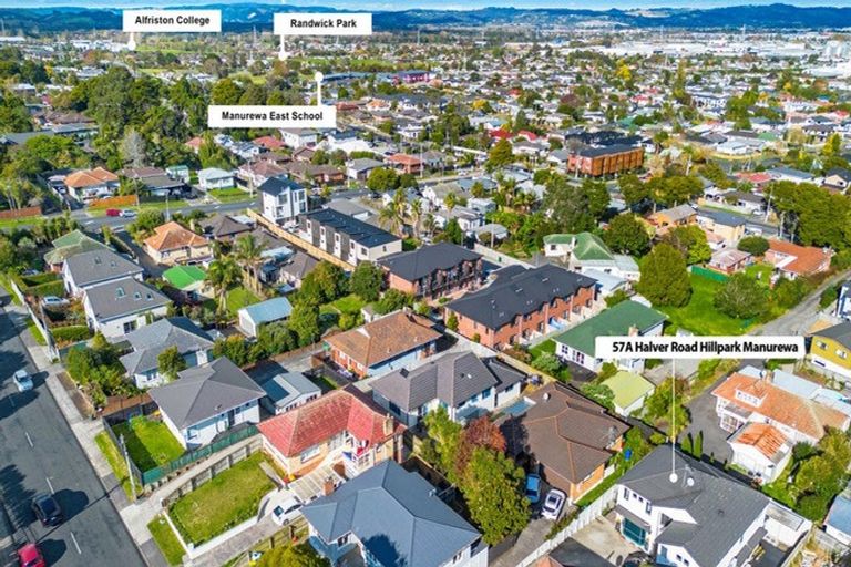 Photo of property in 57a Halver Road, Hillpark, Auckland, 2102