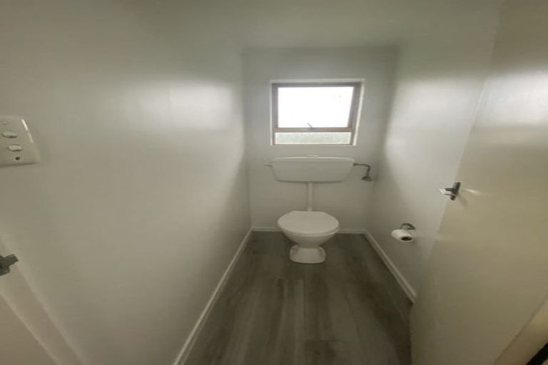 Photo of property in 71 Fyvie Avenue, Tawa, Wellington, 5028