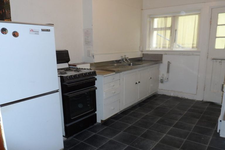 Photo of property in Astoria Flats, 365 The Terrace, Te Aro, Wellington, 6011