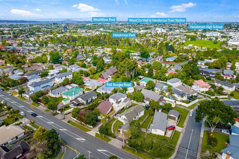 Photo of property in 96b Sturges Road, Henderson, Auckland, 0612