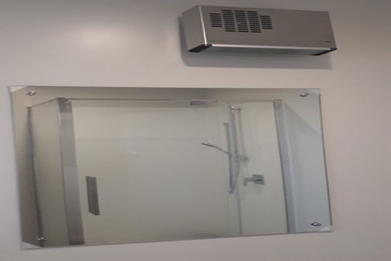 Photo of property in 17 Hillary Crescent, Upper Riccarton, Christchurch, 8041