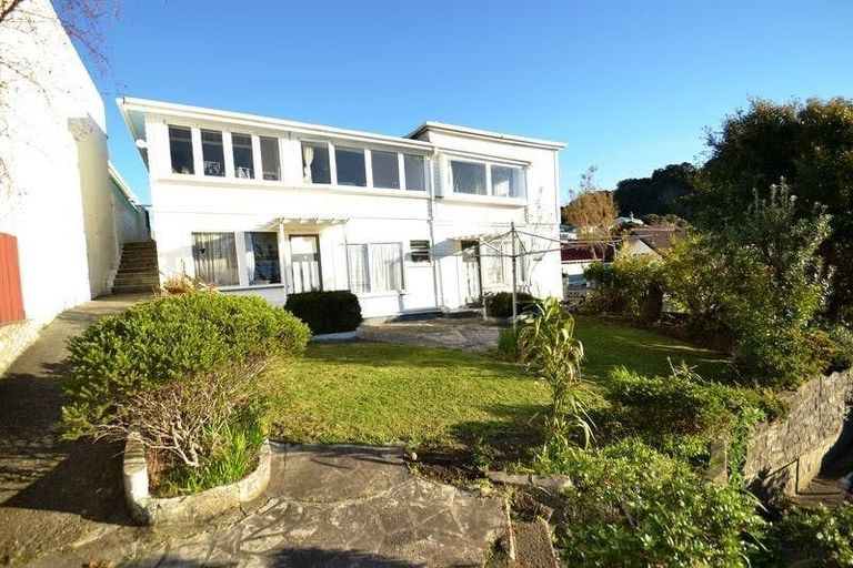 Photo of property in 30 Stoke Street, Newtown, Wellington, 6021