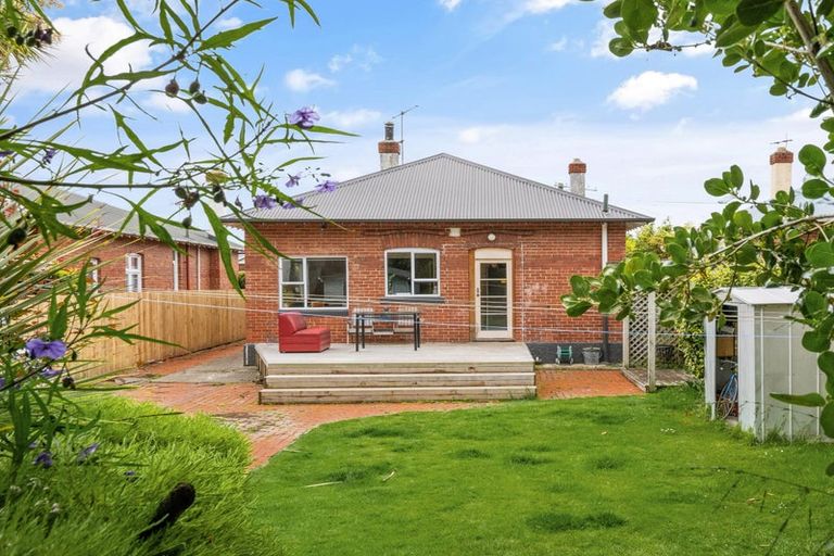 Photo of property in 136 Fitzroy Street, Forbury, Dunedin, 9012