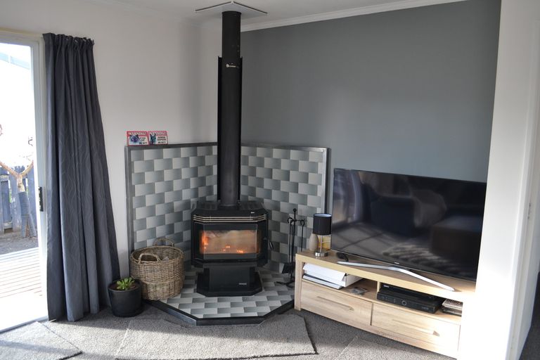 Photo of property in 24a Fastnet Street, Alexandra, 9320