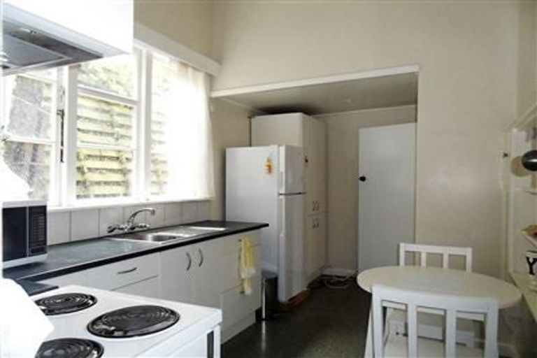 Photo of property in 9 Stoke Street, Newtown, Wellington, 6021