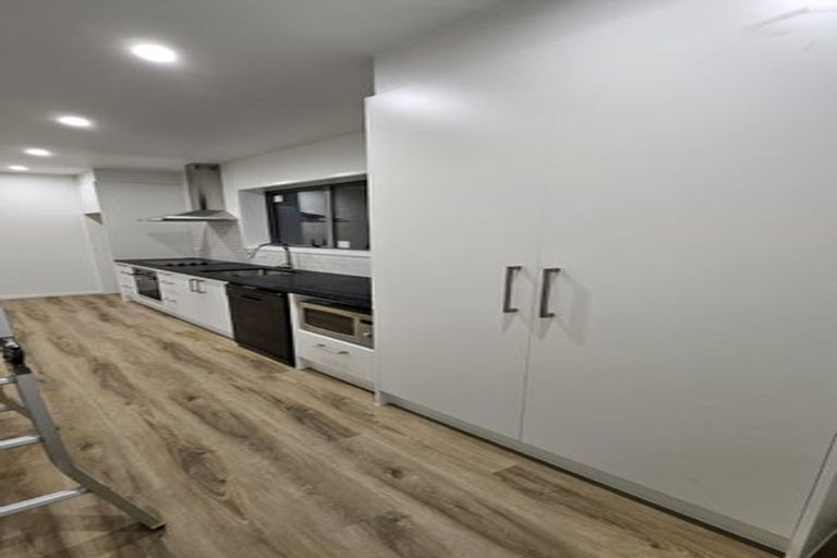 Photo of property in 13 Deanna Drive, West Harbour, Auckland, 0618