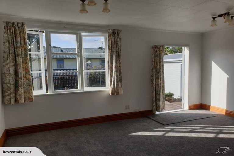 Photo of property in 15 Melvill Grove, Waterloo, Lower Hutt, 5011