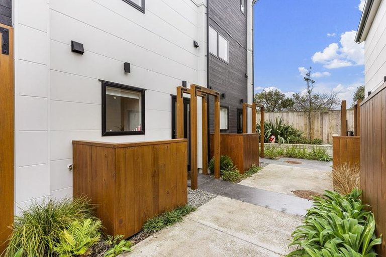 Photo of property in 8/41 Kervil Avenue, Te Atatu Peninsula, Auckland, 0610
