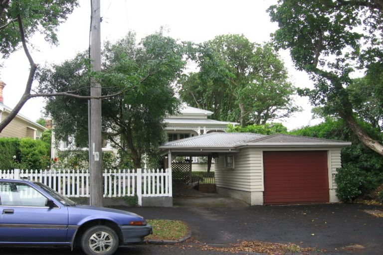 Photo of property in 28 Akiraho Street, Mount Eden, Auckland, 1024