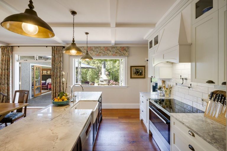 Photo of property in 35 Chambers Street, Havelock North, 4130