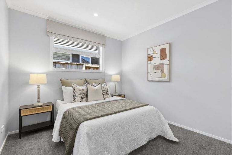 Photo of property in 22 Clare Street, Cambridge, 3434