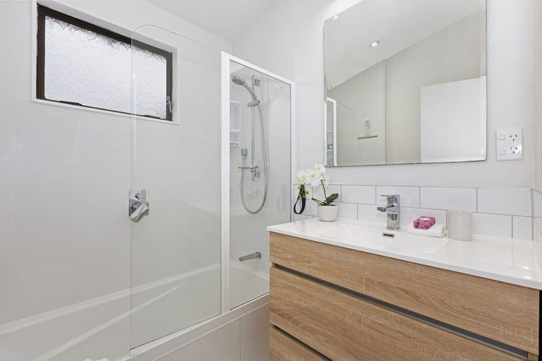 Photo of property in 470 Warspite Avenue, Ascot Park, Porirua, 5024