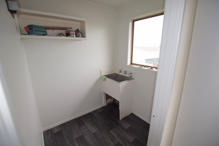 Photo of property in 5a Sena Place, Clover Park, Auckland, 2019