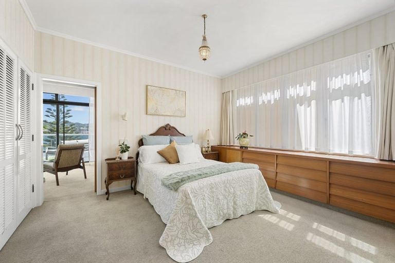 Photo of property in 338 Oriental Parade, Oriental Bay, Wellington, 6011