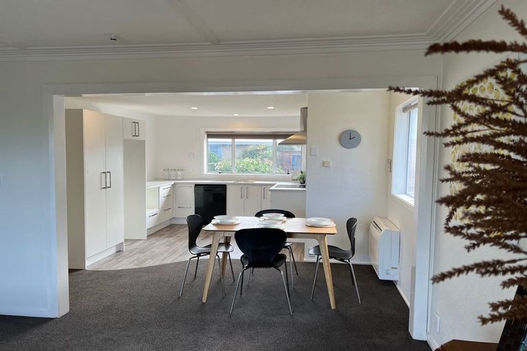 Photo of property in 42a Hargest Crescent, Saint Kilda, Dunedin, 9012