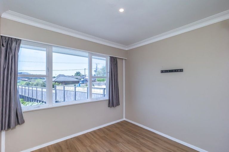 Photo of property in 31 Kawiu Road, Levin, 5510