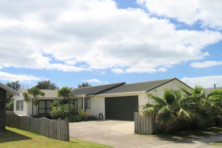 Photo of property in 447 Seaforth Road, Bowentown, Waihi Beach, 3177