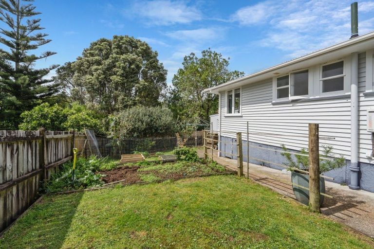 Photo of property in 17 Tuatara Drive, Te Kamo, Whangarei, 0112