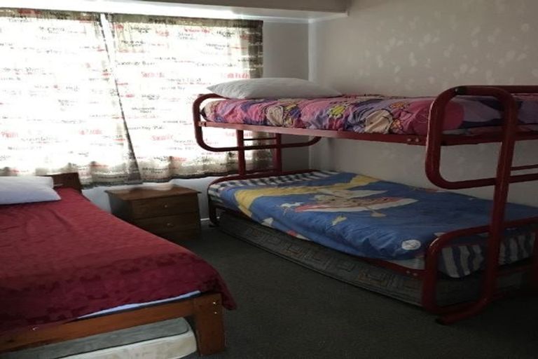 Photo of property in 20 Tamakui Grove, Turangi, 3334