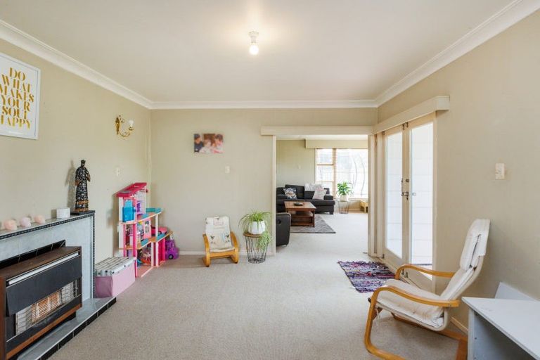 Photo of property in 84 Brightwater Terrace, Terrace End, Palmerston North, 4410