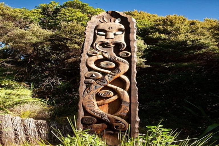 Photo of property in 132 Lone Kauri Road, Karekare, New Lynn, 0772