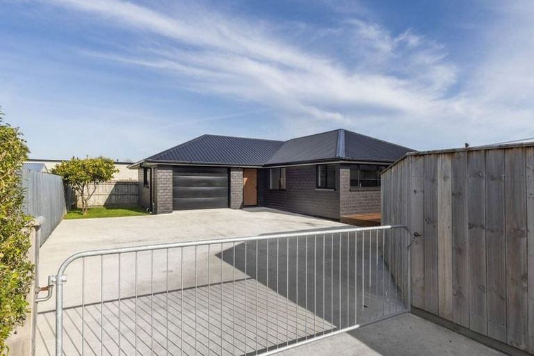 Photo of property in 21a Victoria Street, Levin, 5510