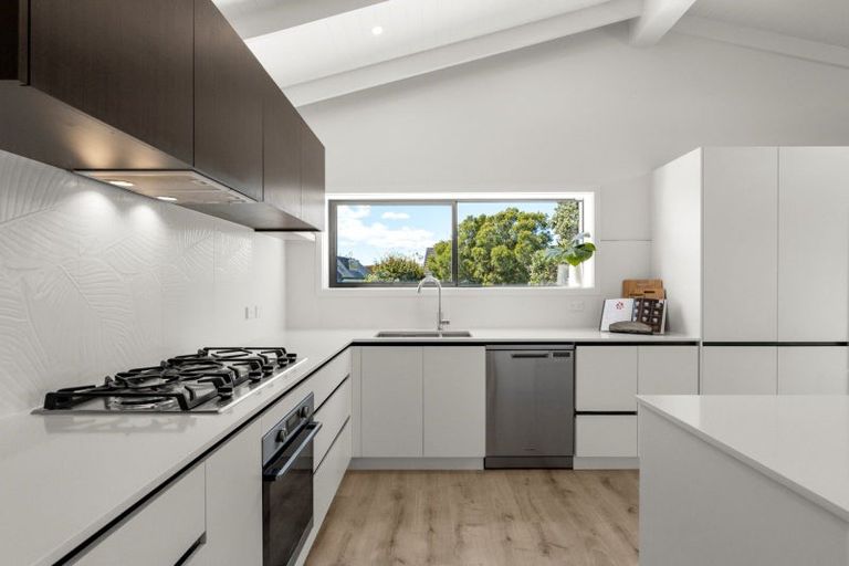 Photo of property in 1 Alexander Place, Papamoa Beach, Papamoa, 3118