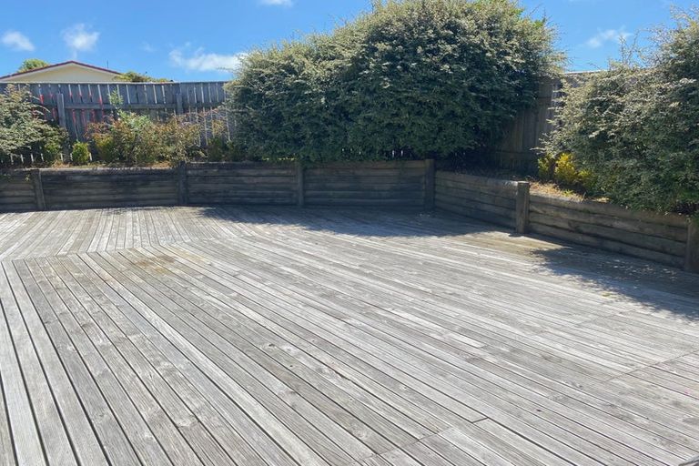 Photo of property in 47 Guadeloupe Crescent, Grenada Village, Wellington, 6037