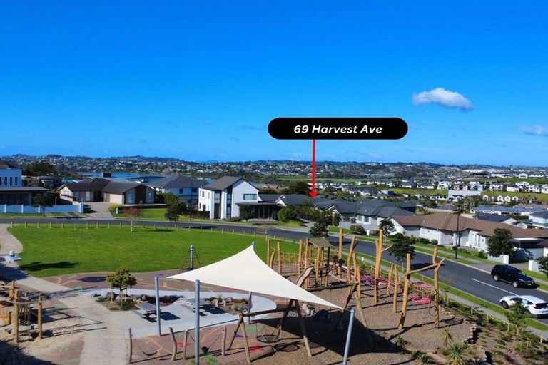 Photo of property in 69 Harvest Avenue, Orewa, 0931