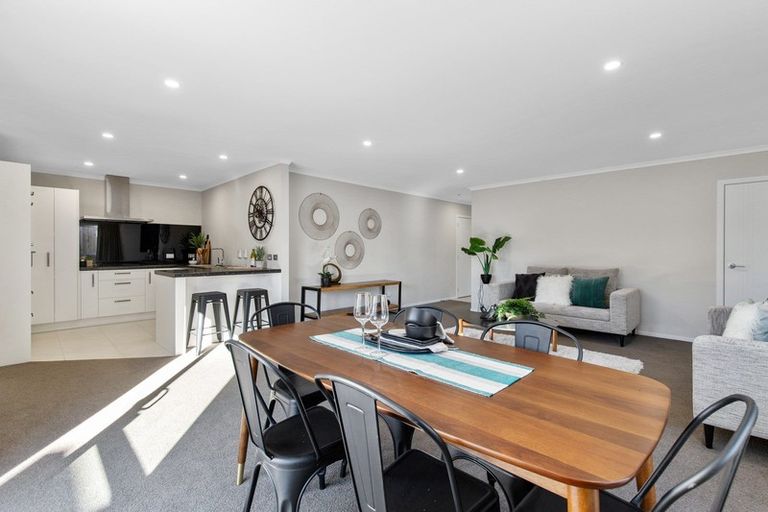 Photo of property in 30 Ridgedale Crescent, Flagstaff, Hamilton, 3210