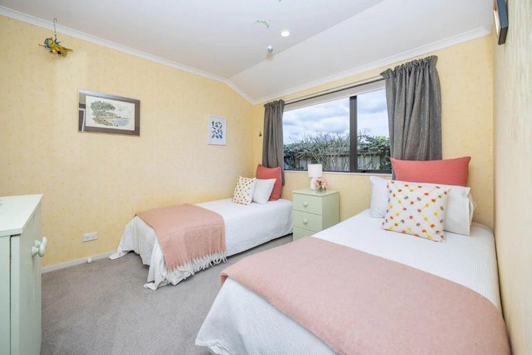 Photo of property in 22 Cranbrook Place, Rototuna North, Hamilton, 3210