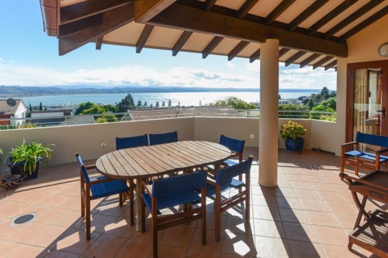 Photo of property in 25a George Street, Hospital Hill, Napier, 4110