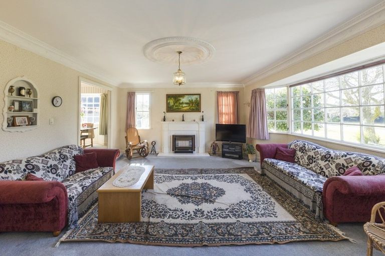 Photo of property in 54 Waterloo Crescent, Hokowhitu, Palmerston North, 4410