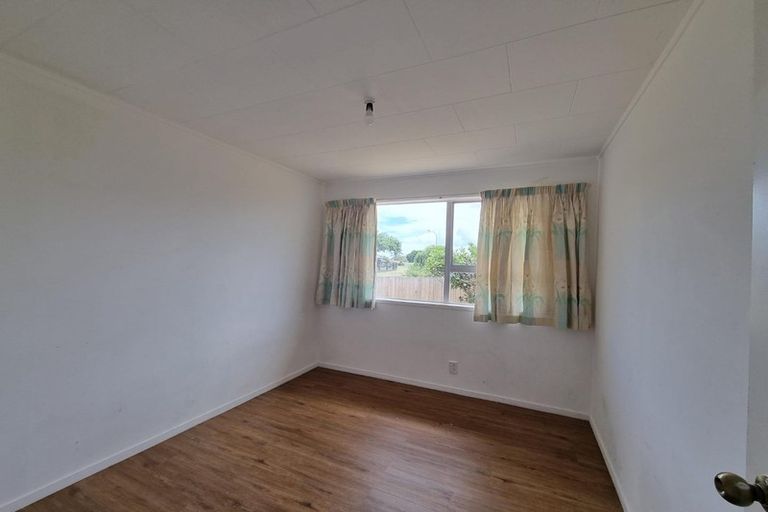 Photo of property in 8 Vetori Place, Clover Park, Auckland, 2023