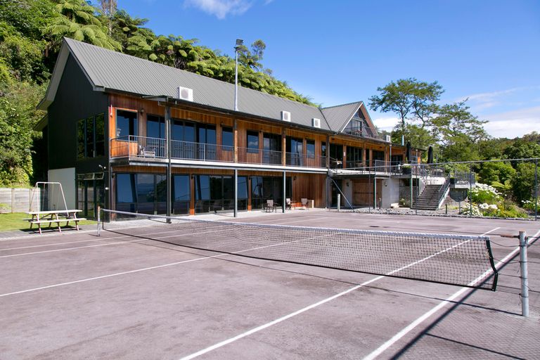 Photo of property in 23/88 Pukawa Road, Pukawa Bay, Turangi, 3381