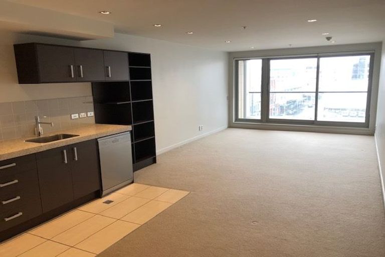 Photo of property in Monument Apartments, 5g/245 Wakefield Street, Te Aro, Wellington, 6011