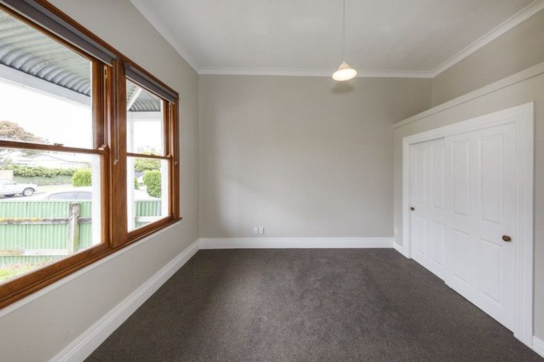Photo of property in 24 Lombard Street, Palmerston North, 4410