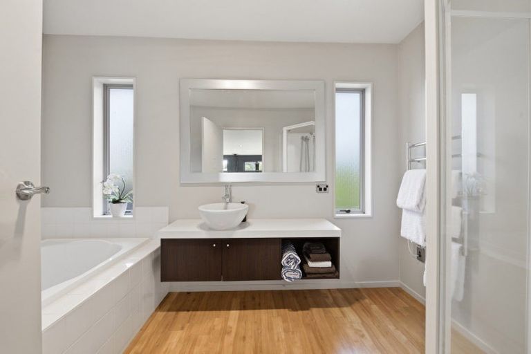 Photo of property in 19 Okareka Loop Road, Lake Okareka, Rotorua, 3076