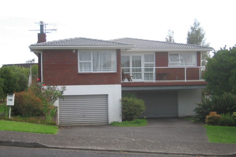 Photo of property in 130 Exmouth Road, Northcote, Auckland, 0627