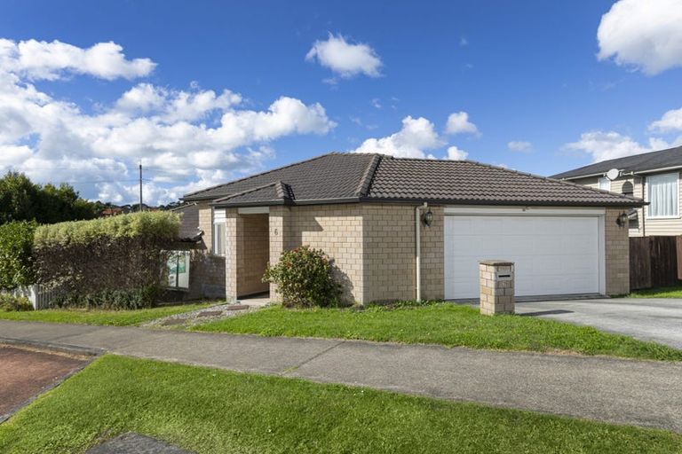 Photo of property in 6 Mural Place, Greenhithe, Auckland, 0632