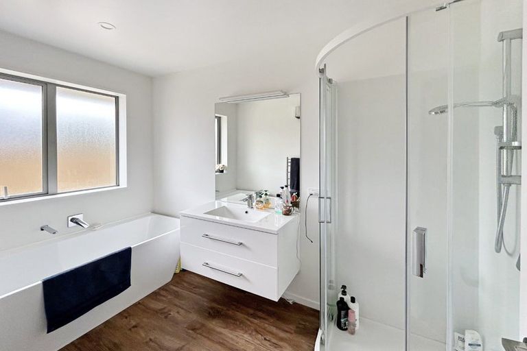 Photo of property in 9 Shier Place, Amberley, 7410